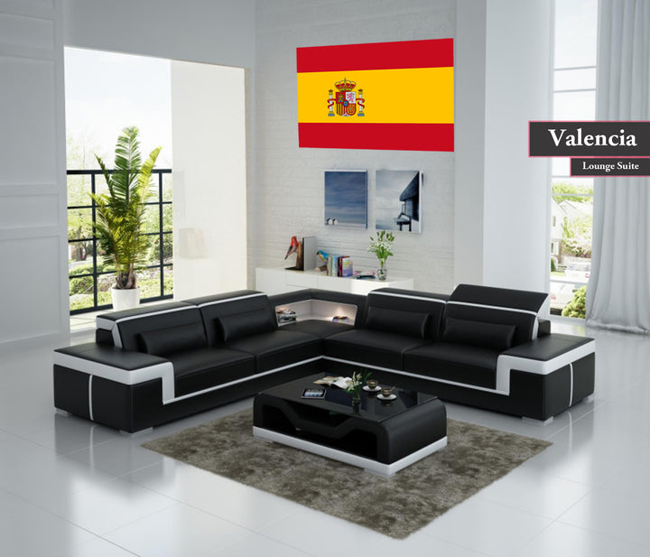 Valencia Lounge Suite
